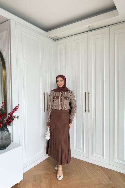 Gönül Etekli Takım Kahverengi Kahverengi