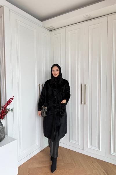 İlkim Kaban Siyah Siyah