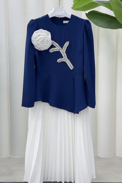 Selda Takım Lacivert Beyaz Lacivert Beyaz