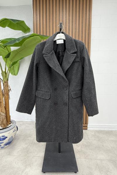 Selma Kaban Siyah  Siyah