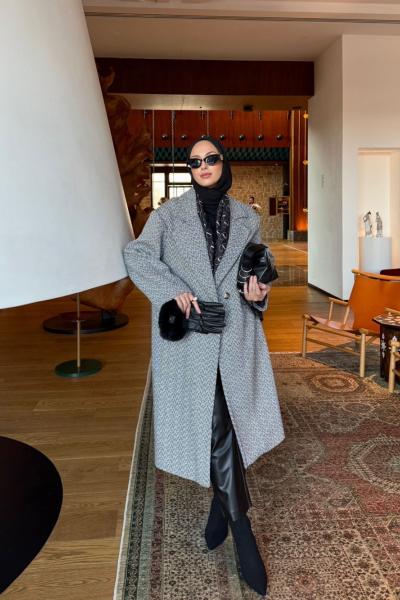 Sezen Kaban Siyah Siyah