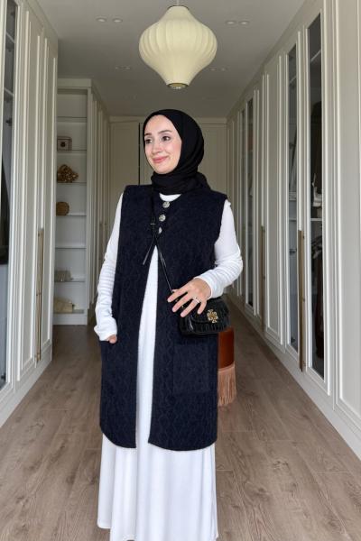 Dilara YeleK-Siyah Siyah