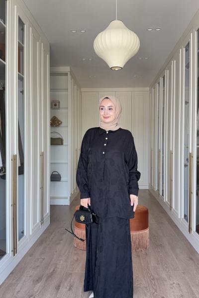 Peri Desenli Takım-Siyah Siyah