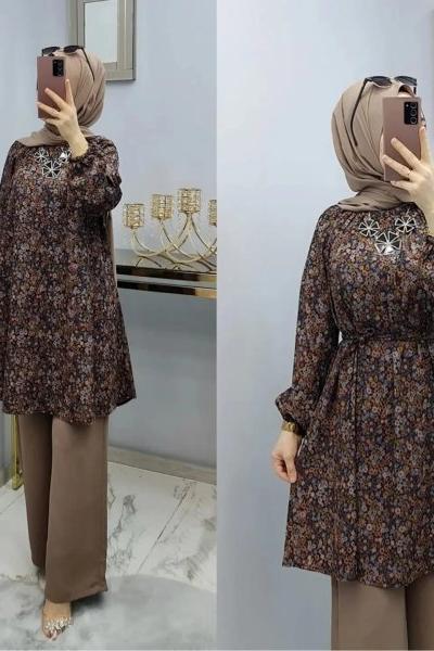 Çiçek Desenli Krep Kumaş Takımım Kahverengi