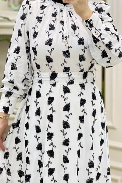 Karanfil Elbisem 2 Beyaz