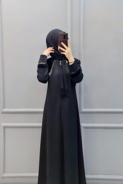 Kürk Detaylı Feracem Siyah