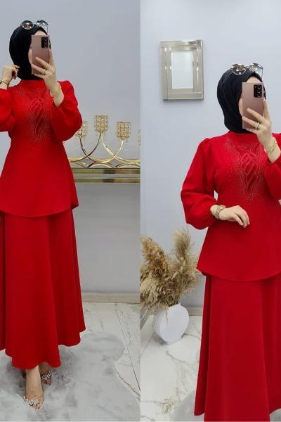 Önü İşlemeli Etekli Takımım Kırmızı