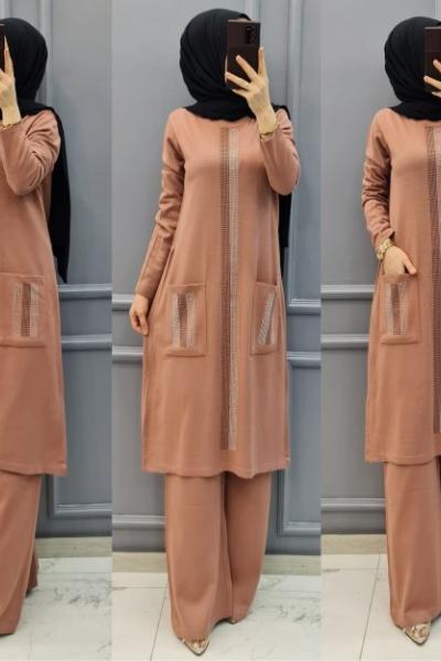 Önü Taşlı Triko Takımım Gül