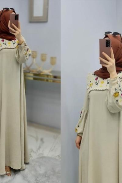 Önü Ve Kolu Çiçekli Elbisem Krem