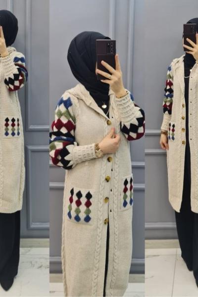 Renkli Uzun Hırkam Krem