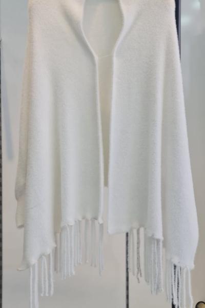 Tesettür Kollu Şal Ekru