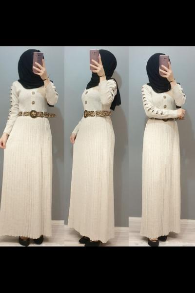 Triko Elbisemiz Yeni Sezonun En Güzellerinden Krem