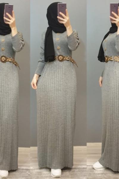 Triko Elbisemiz Yeni Sezonun En Güzellerinden Gri