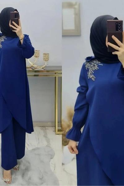 Yakası Taş Detaylı takımım Saks Mavisi