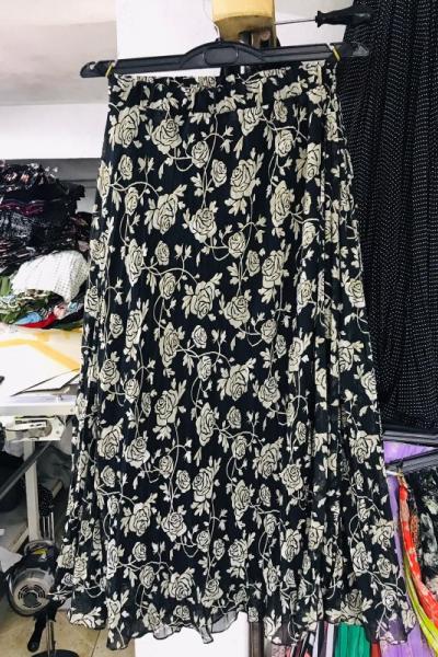 Yeni Model Şifon Eteğim Siyah Taş