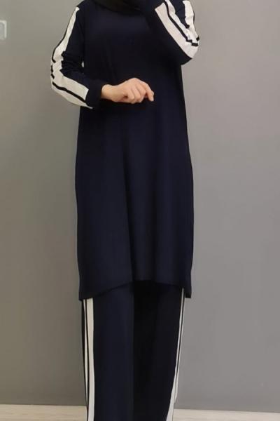 Yeni Model Şeritli Takımım Lacivert