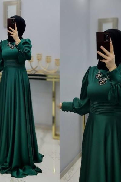 Yeni Model Şık Saten Elbise Zümrüt