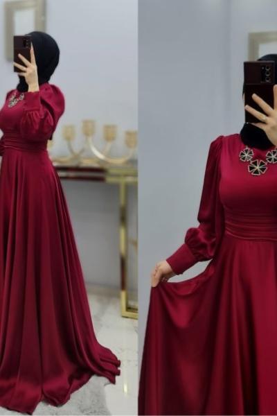 Yeni Model Şık Saten Elbise Kırmızı
