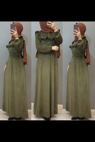 Yeni Sezonun En Güzellerinden Fırfırlı Kadife Elbisemiz  Haki