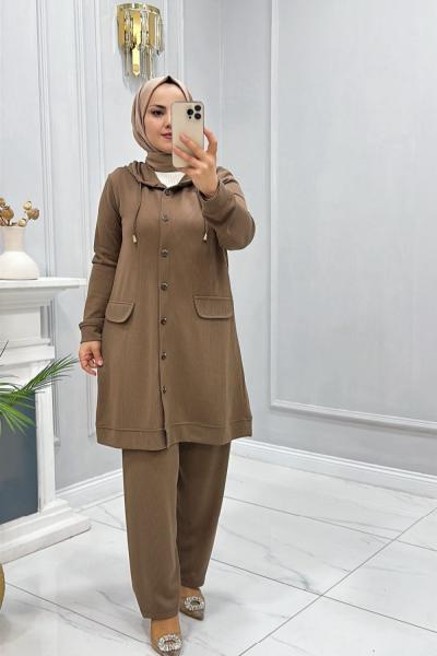 Takım ikili Melda Vizon