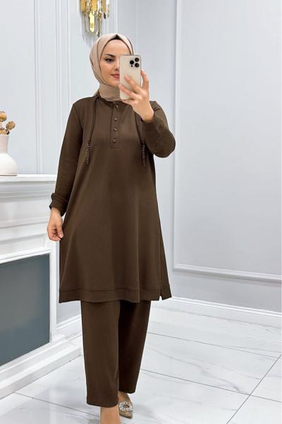 Takım kaşkorse Tuğba Acı Kahve